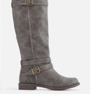 Faux leather booths wide width 7.5